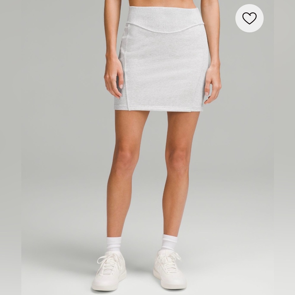 lululemon athletica Women's Heathered Core Grey Ultra Mini Skirt Gorgeous Color🔥
